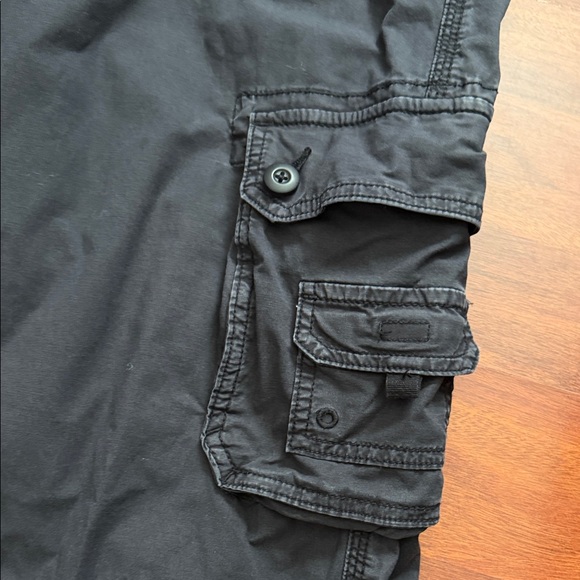 Women's American Eagle Cargo Pants - Picture 6 of 15